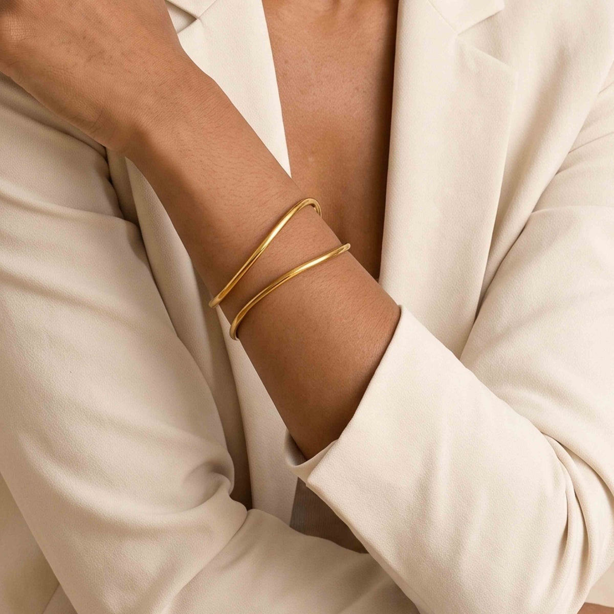 Satellite Cuff