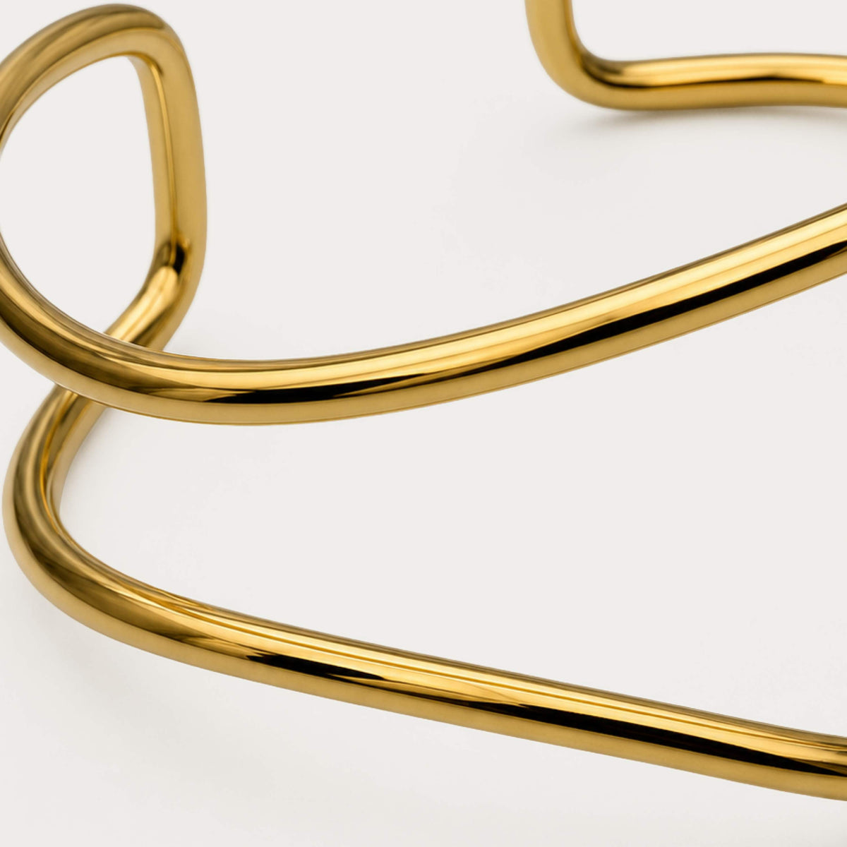 Satellite Cuff