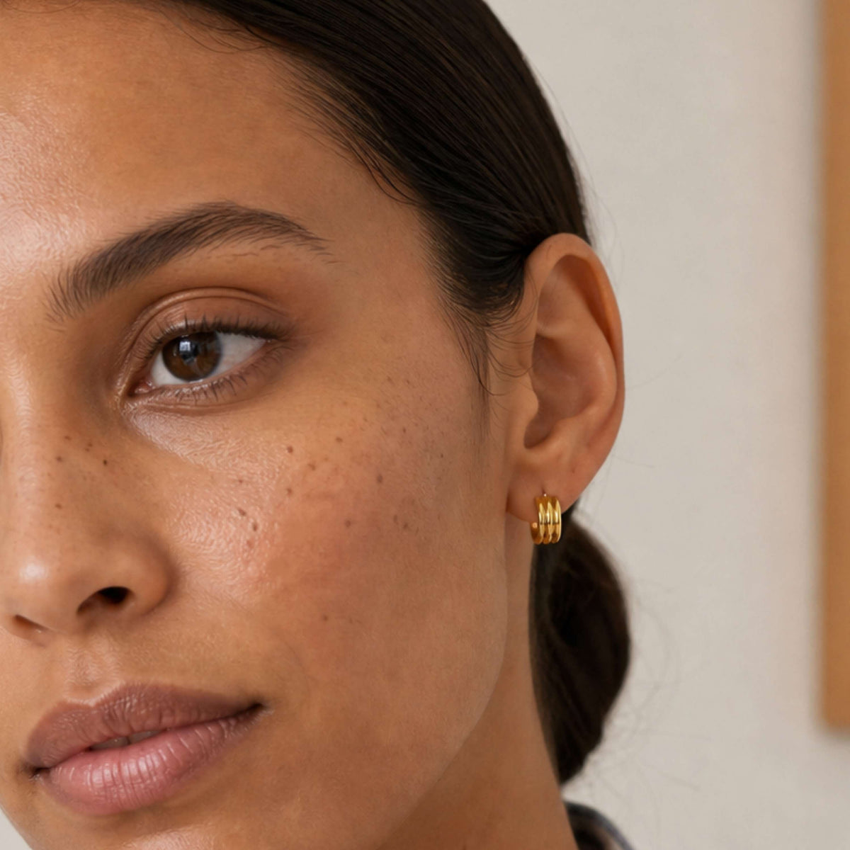 Petite Mini Line Earrings