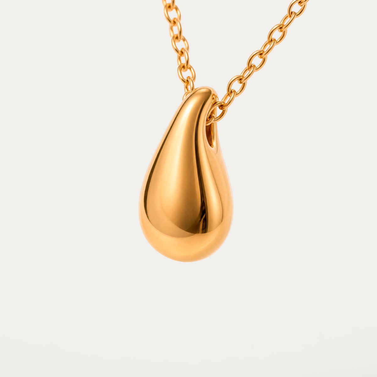 Teardrop Pendant Necklace