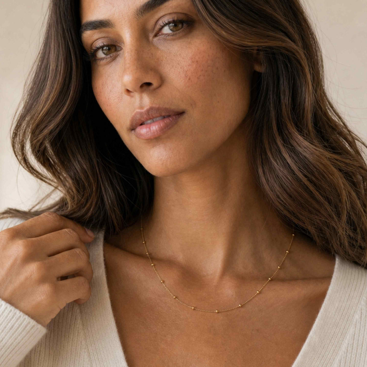 Solis Dainty Ball Necklace
