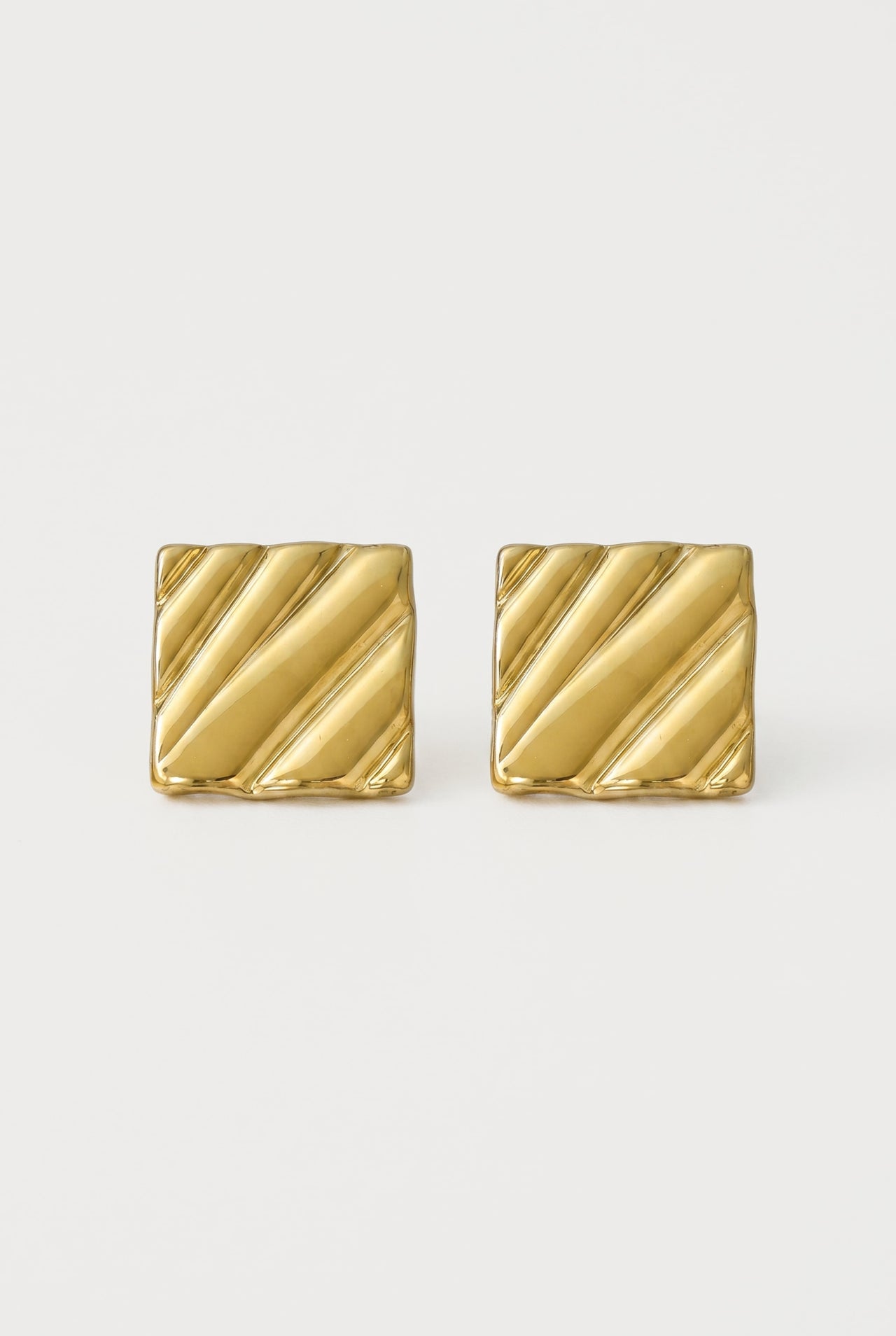 Ripple Square Button Earrings
