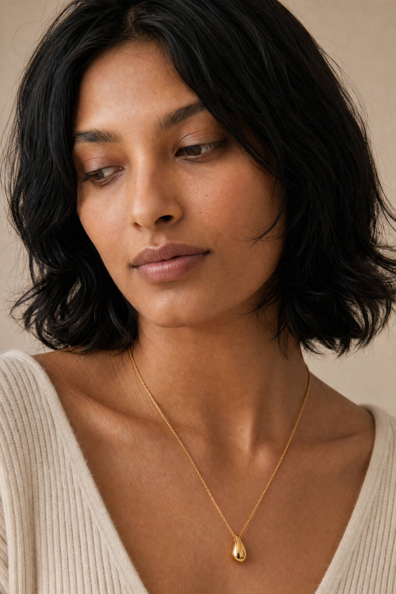 Teardrop Pendant Necklace