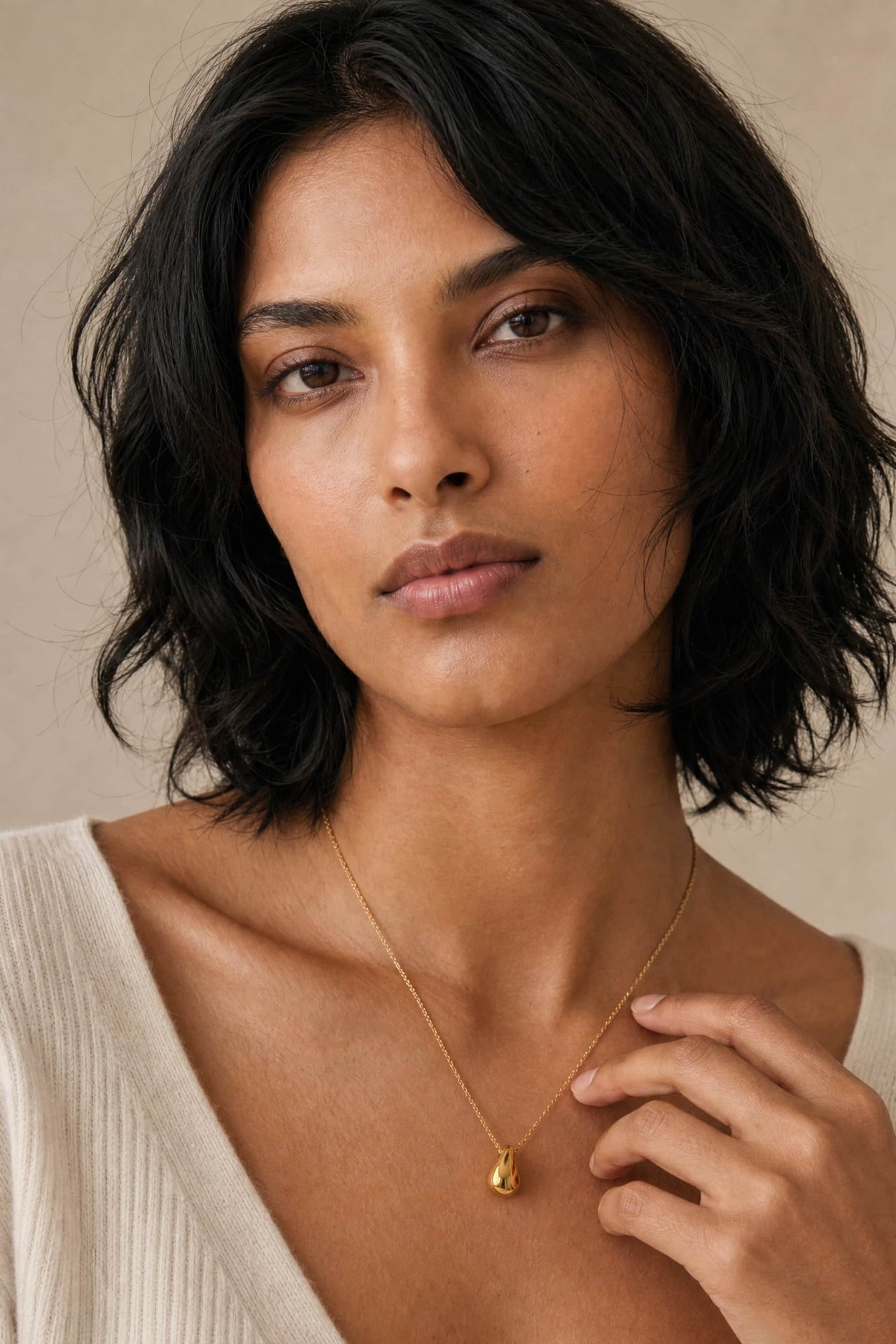 Teardrop Pendant Necklace