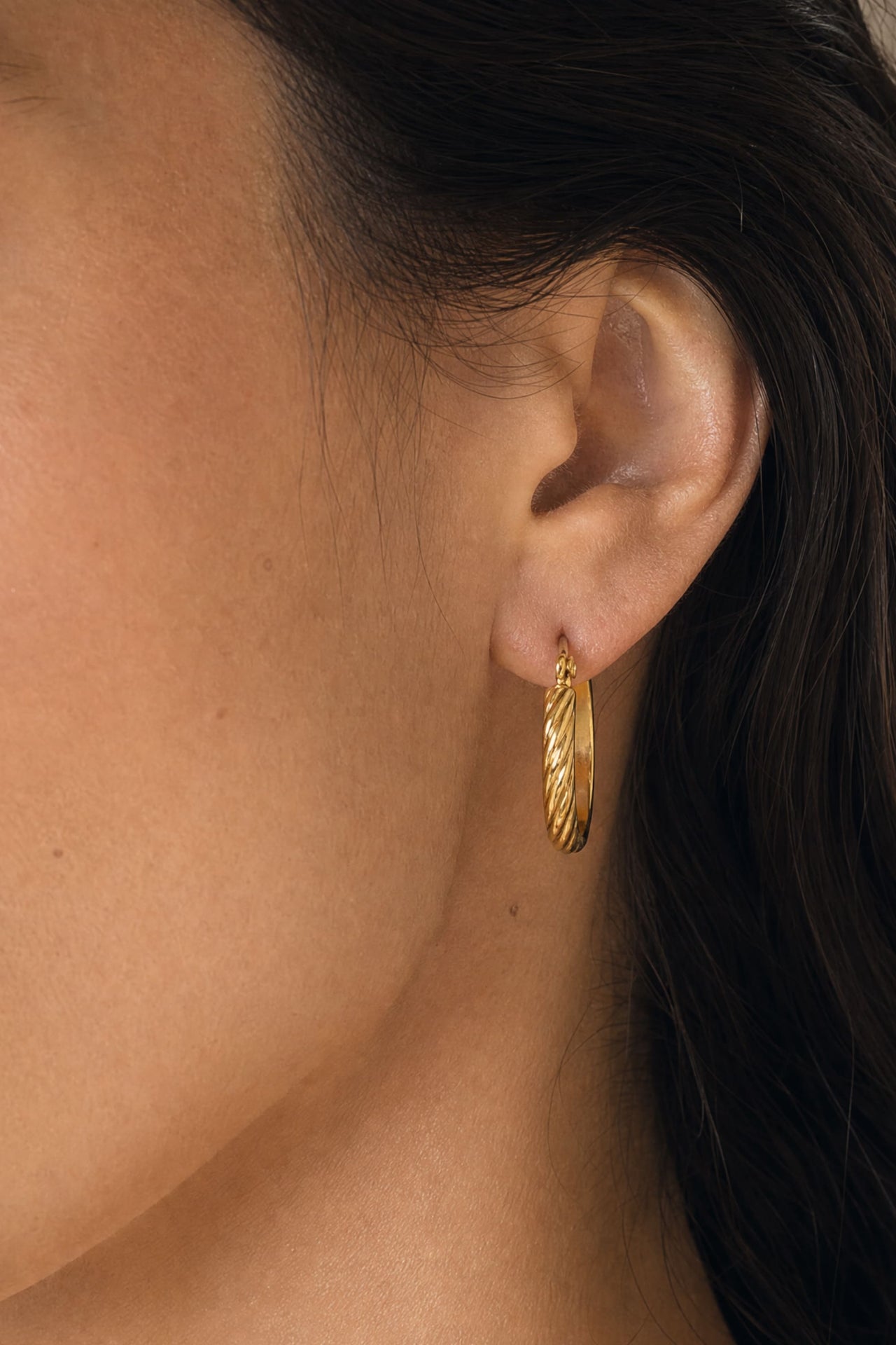Textured Oval Hoops