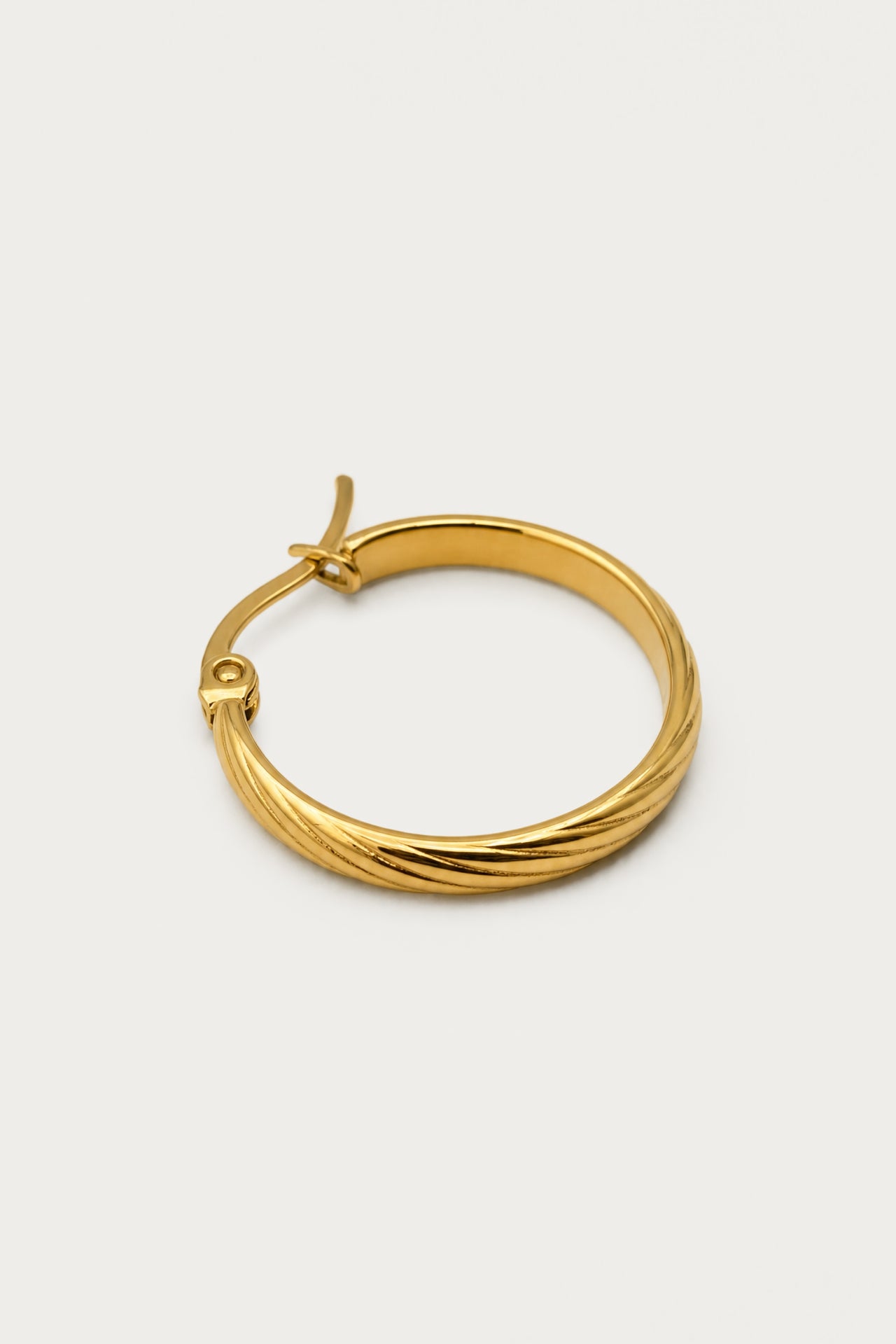 Textured Oval Hoops